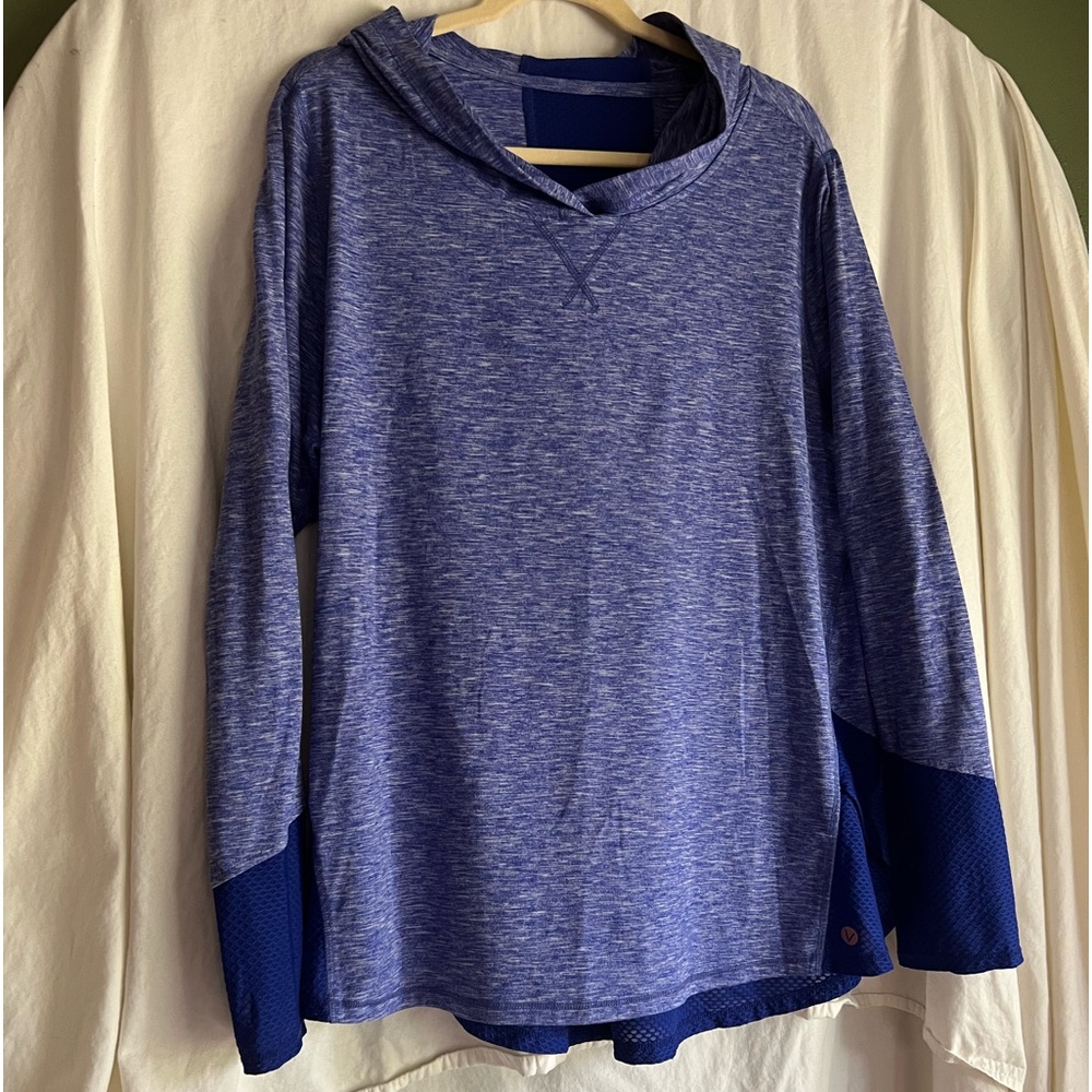 Livi by Lane Bryant Lightweight Hoodie. Plus size 18/20.